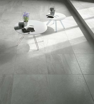 Vloertegel Flaviker Forward Grey 60x60 - sfeerimpressie