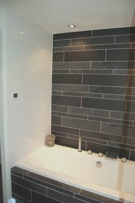 Waarom zijn natuursteen tegels zo mooi in een interieur?